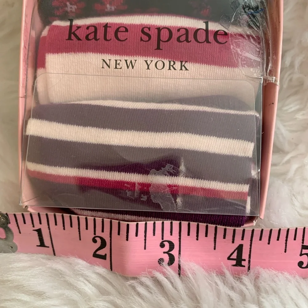 KATE SPADE ladies 77% poly 20% cotton 3% spandex (3) pr Crew Socks NIB NWT